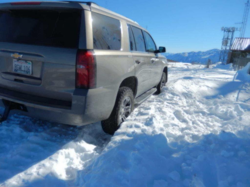 Vehicle Stuck on Conway Summit