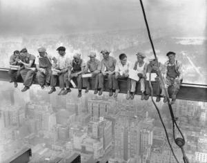 Lunch_atop_a_Skyscraper_-_Charles_Clyde_Ebbets(1)